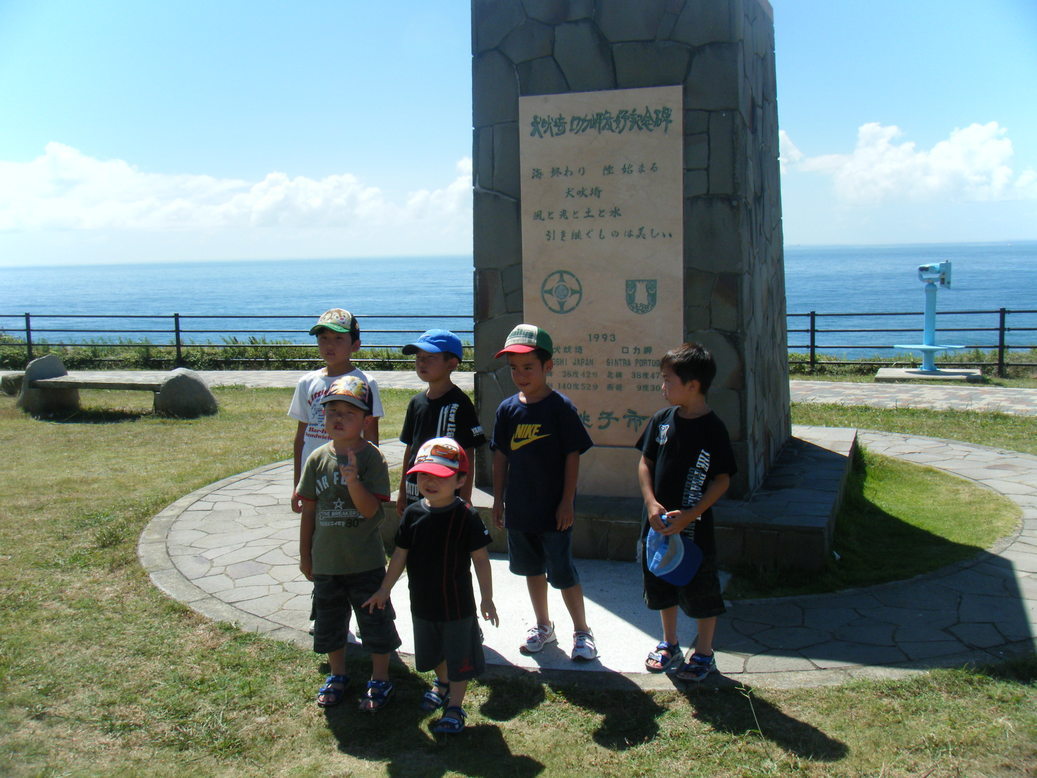 ��M�����N���F��