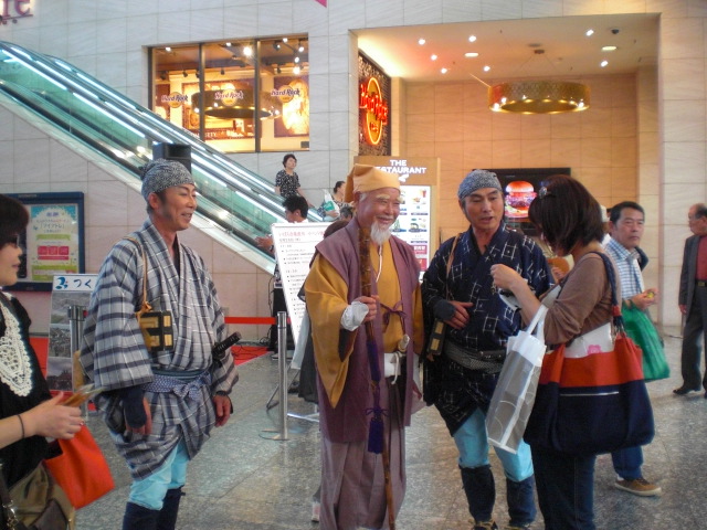 ��̉j���X �Ƃ��� ����~��~