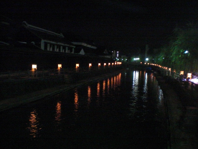 ��̉j���X �Ƃ��� ����~��~