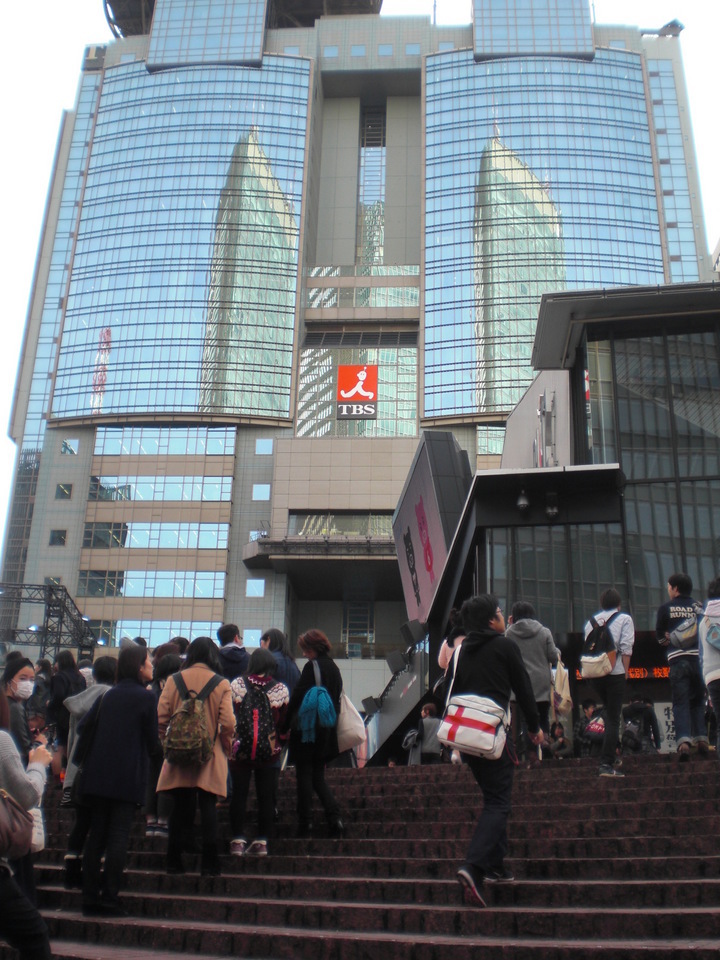 ��̉j���X �Ƃ��� ����~��~