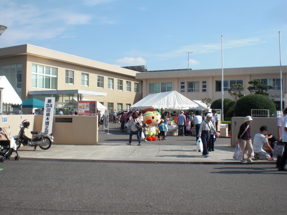 ��̉j���X �Ƃ��� ����~��~