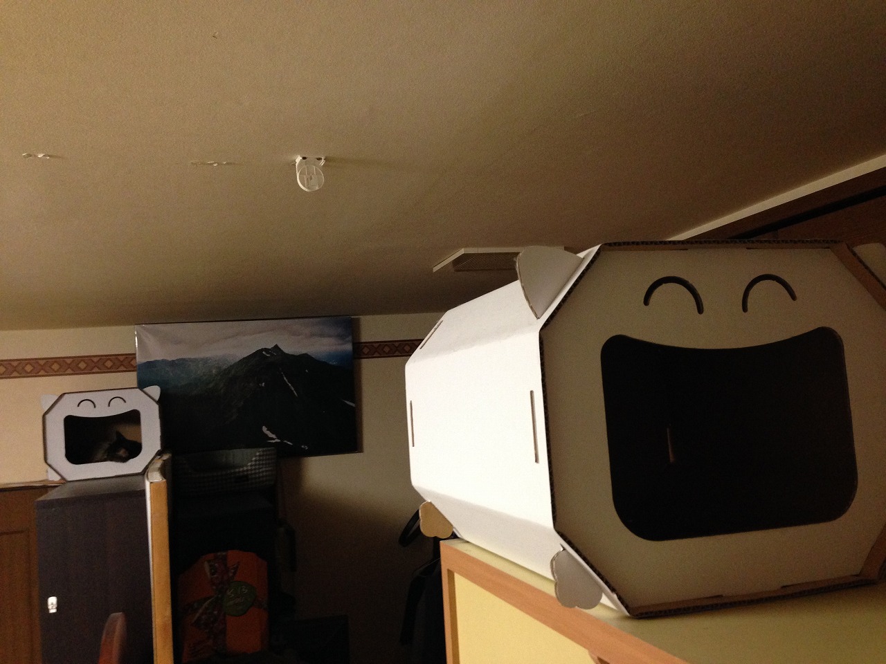 �A�����W���R���݁u�ɂ�񁙃n�E�X�v�g������Ȃ�