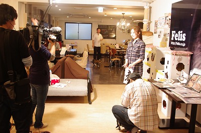 �A�����W���R���݁u�ɂ�񁙃n�E�X�v�g������Ȃ�