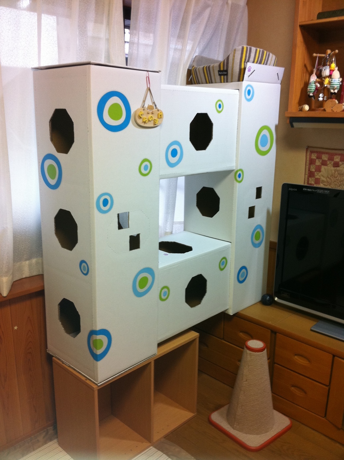 �A�����W���R���݁u�ɂ�񁙃n�E�X�v�g������Ȃ�