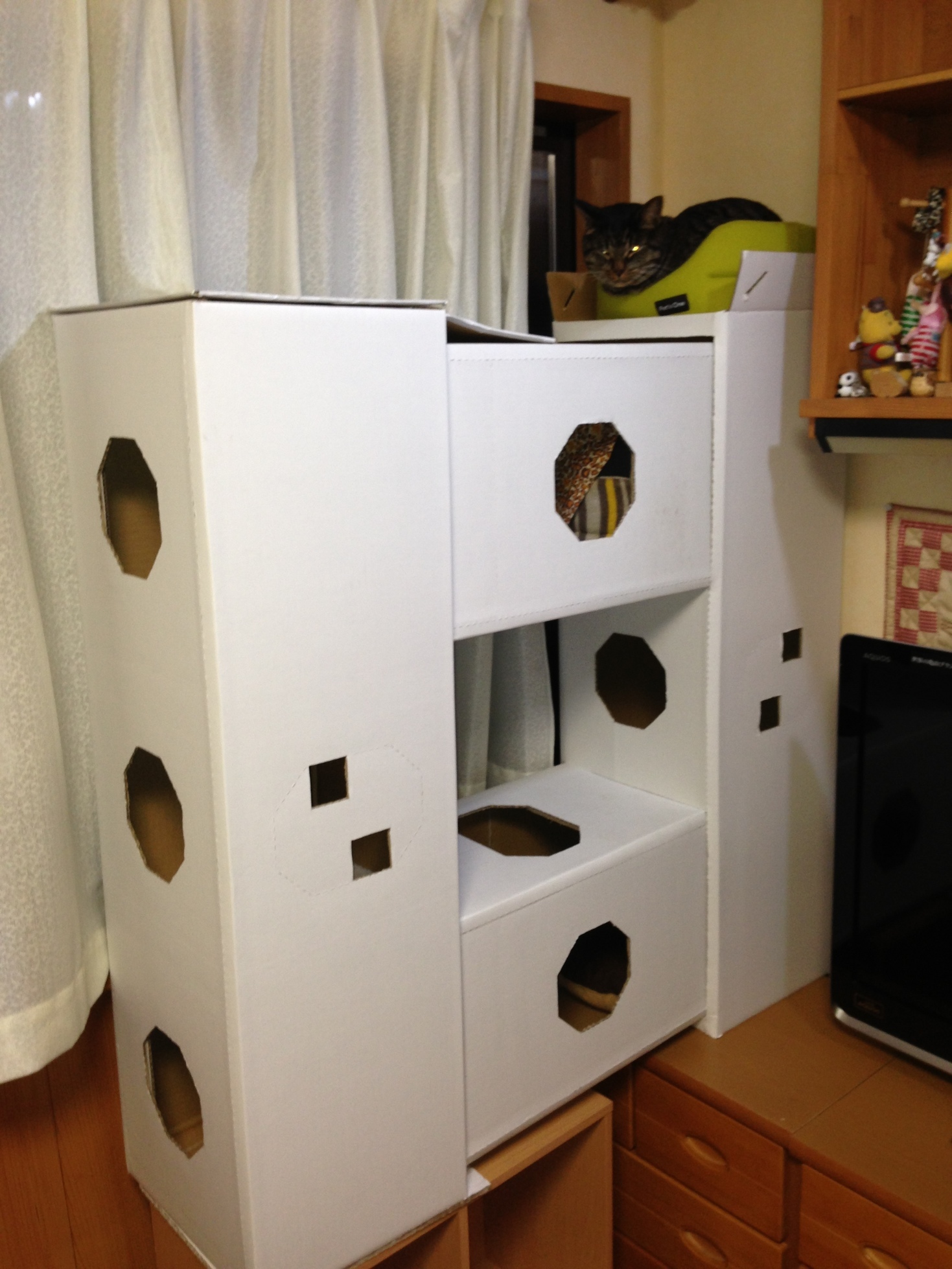 �A�����W���R���݁u�ɂ�񁙃n�E�X�v�g������Ȃ�