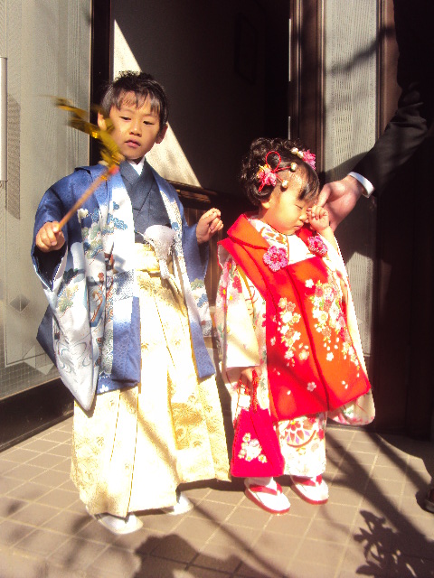 �J�ɂ����������ɂ��������E���̊X�Ȗ�