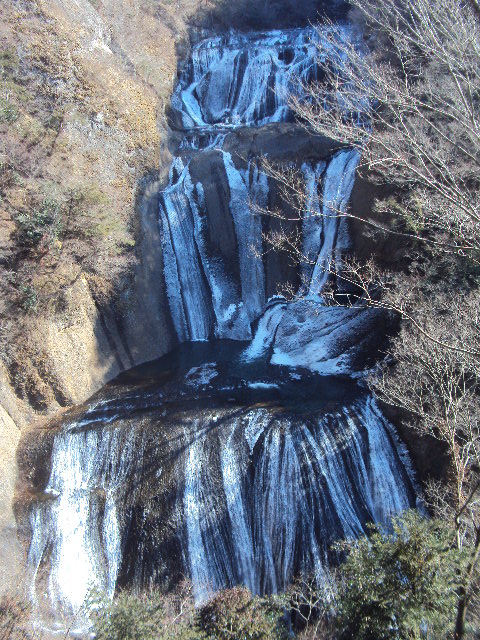 �J�ɂ����������ɂ��������E���̊X�Ȗ�