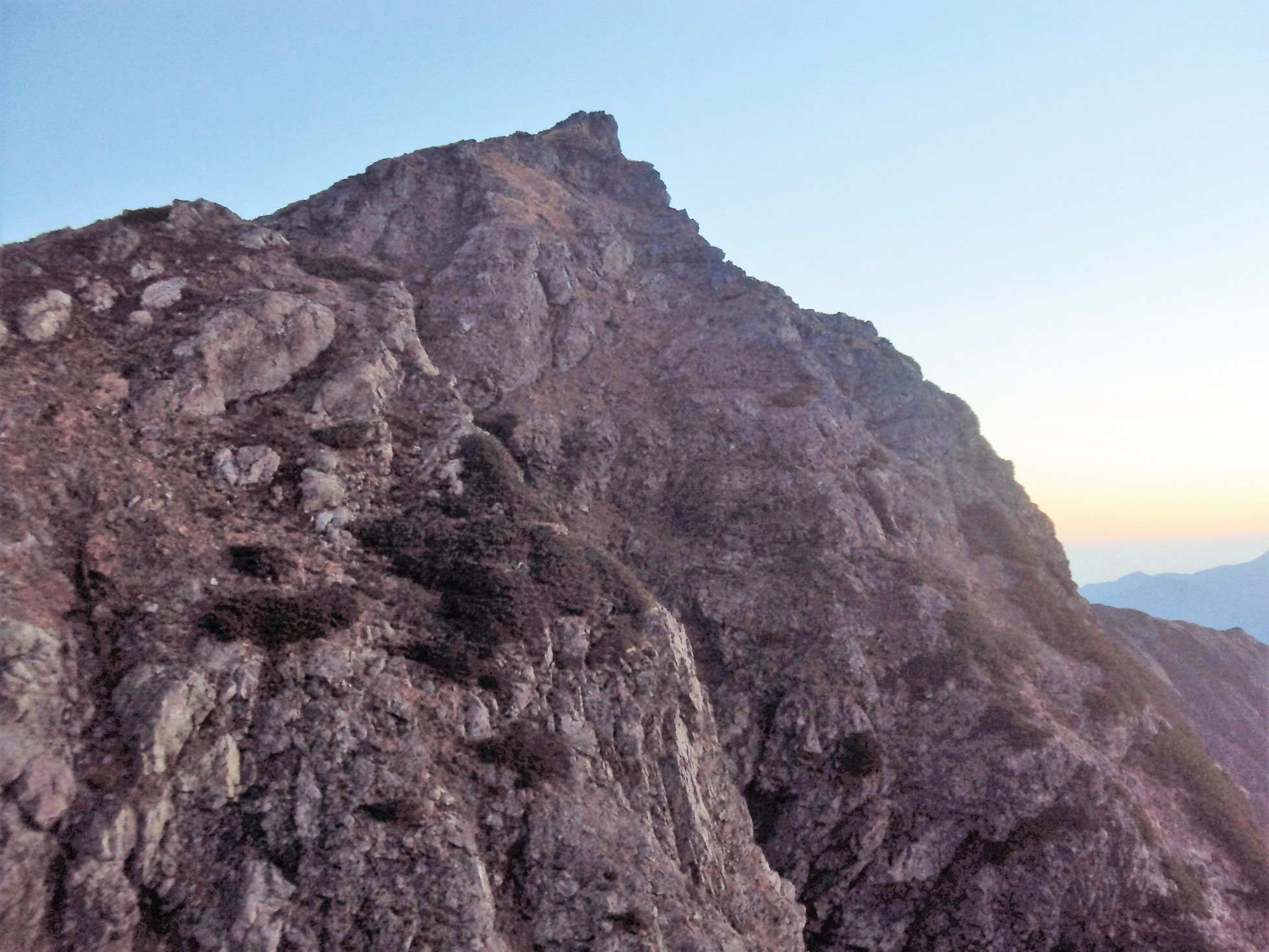 �J�ɂ����������ɂ��������E���̊X�Ȗ�