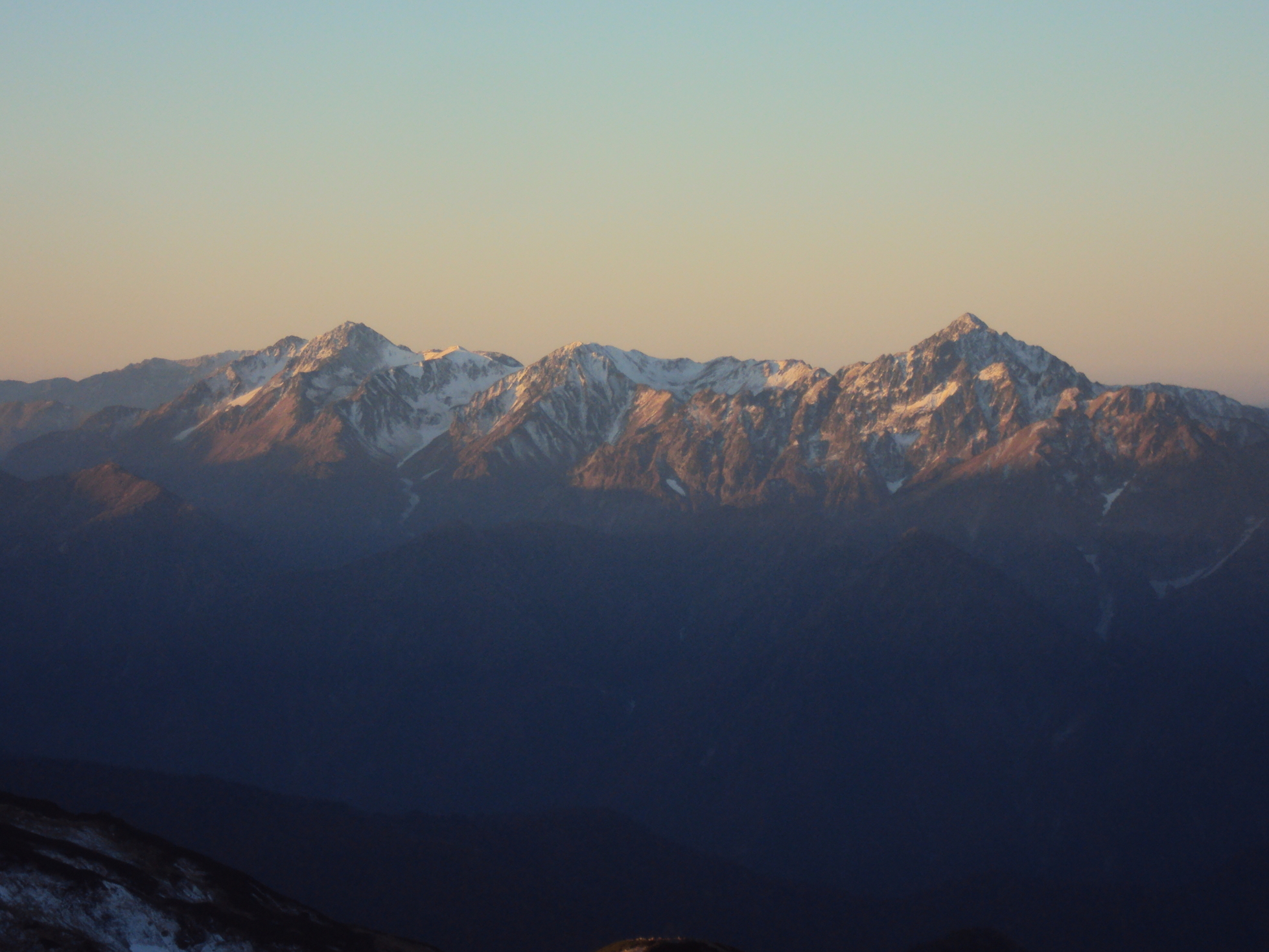 �J�ɂ����������ɂ��������E���̊X�Ȗ�