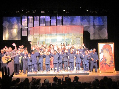 �J�ɂ����������ɂ��������E���̊X�Ȗ�