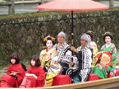 �J�ɂ����������ɂ��������E���̊X�Ȗ�