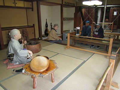 �J�ɂ����������ɂ��������E���̊X�Ȗ�