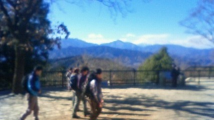 �J�ɂ����������ɂ��������E���̊X�Ȗ�