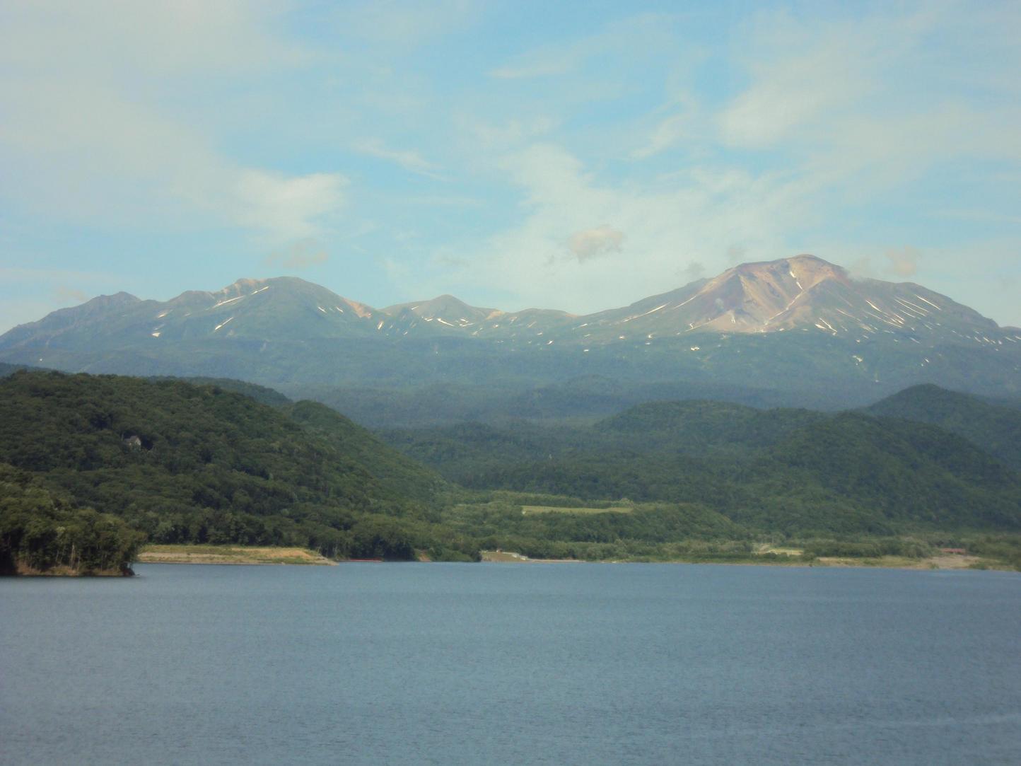 �J�ɂ����������ɂ��������E���̊X�Ȗ�