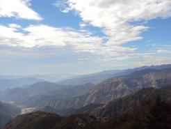 �J�ɂ����������ɂ��������E���̊X�Ȗ�