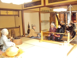 �J�ɂ����������ɂ��������E���̊X�Ȗ�