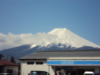 �J�ɂ����������ɂ��������E���̊X�Ȗ�