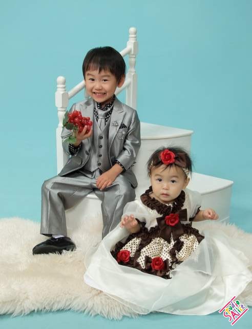 �J�ɂ����������ɂ��������E���̊X�Ȗ�