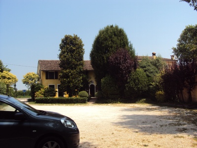 �J�ɂ����������ɂ��������E���̊X�Ȗ�