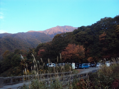 �J�ɂ����������ɂ��������E���̊X�Ȗ�