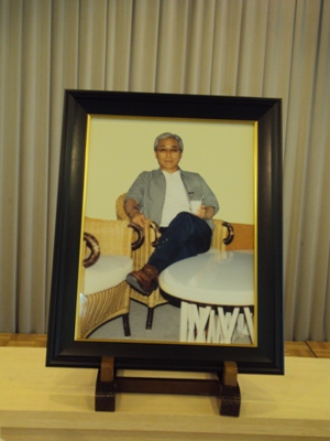 �J�ɂ����������ɂ��������E���̊X�Ȗ�