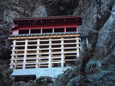 �J�ɂ����������ɂ��������E���̊X�Ȗ�