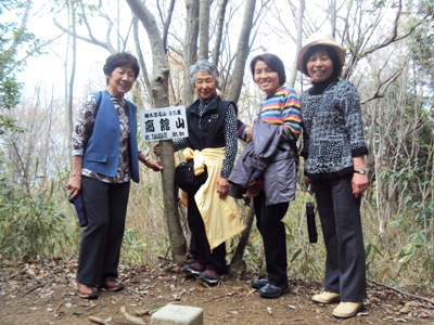 �J�ɂ����������ɂ��������E���̊X�Ȗ�