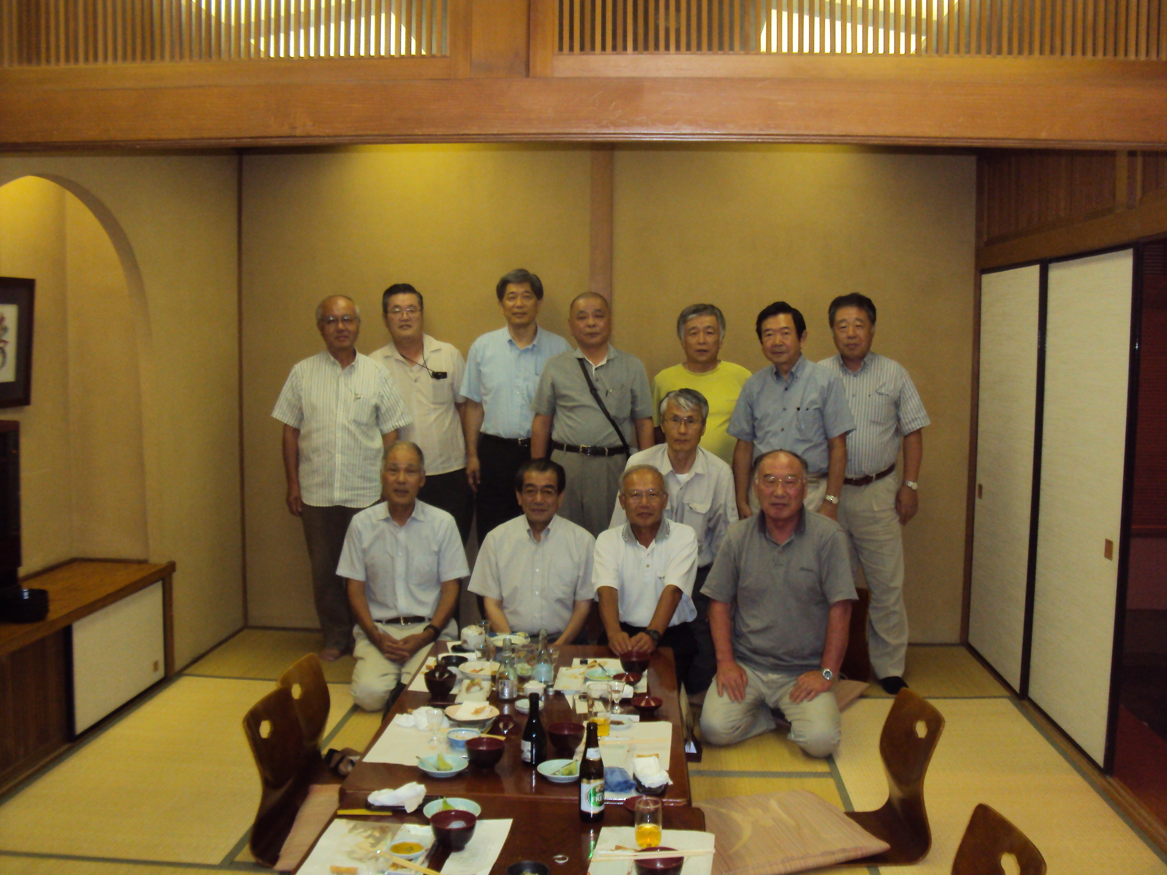 �J�ɂ����������ɂ��������E���̊X�Ȗ�