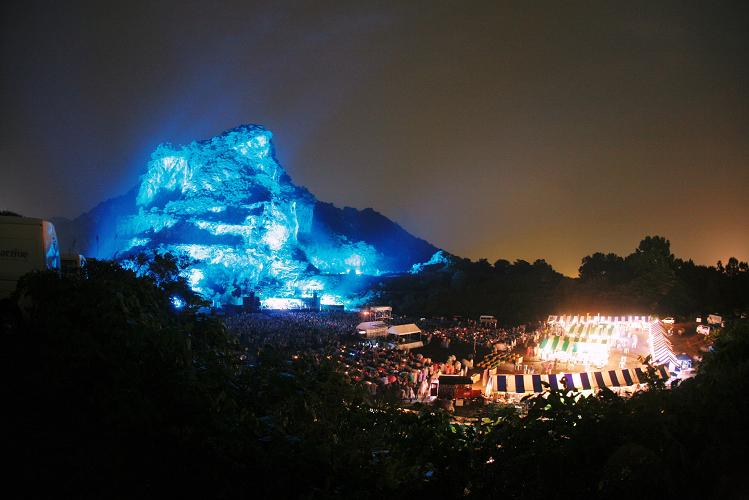 �N���t���l�́h�[�`���u���v�h