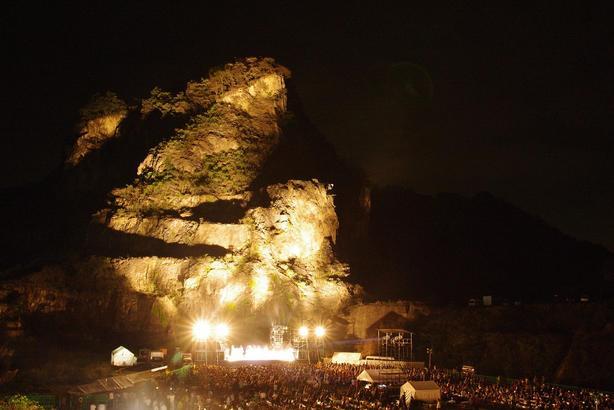 �N���t���l�́h�[�`���u���v�h