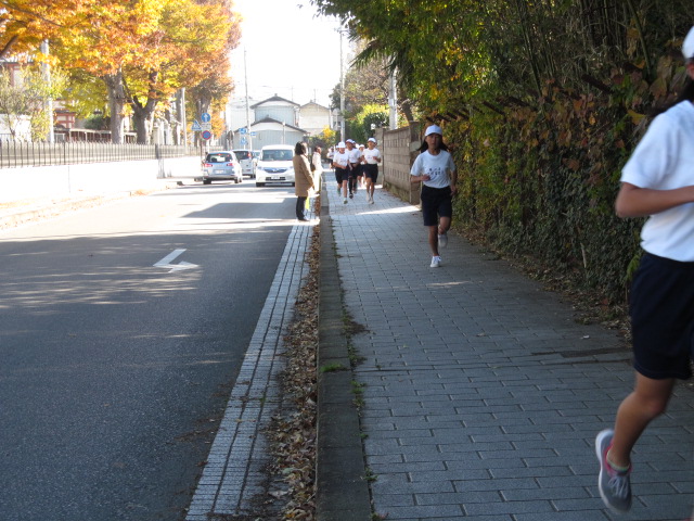 �R�����L