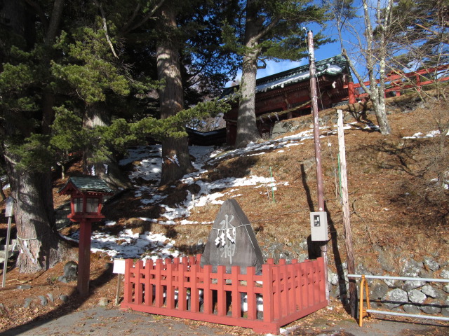 �R�����L