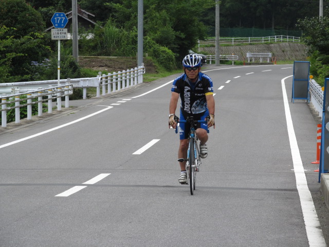 �R�����L