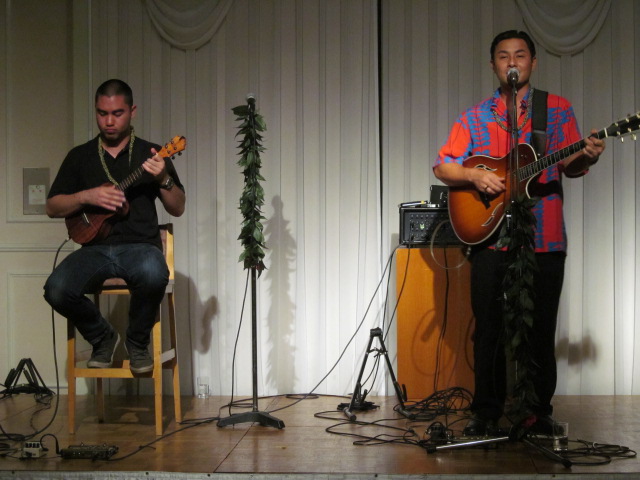 �R�����L