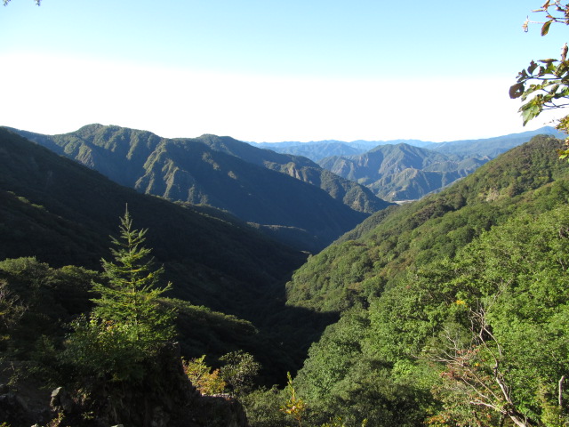 �R�����L