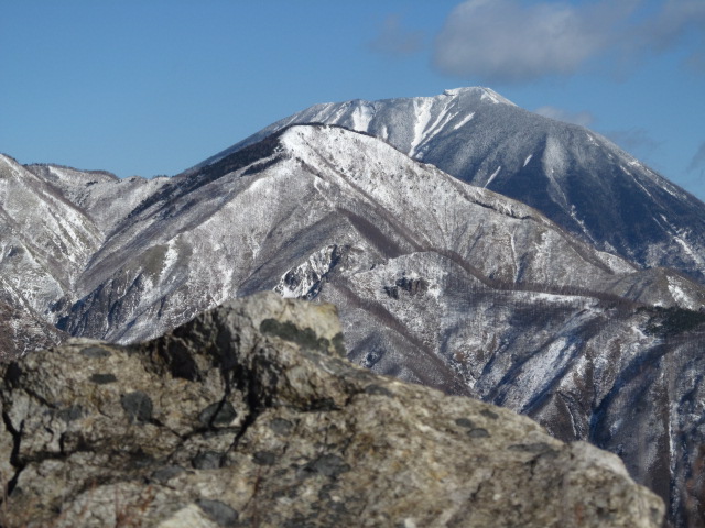 �R�����L