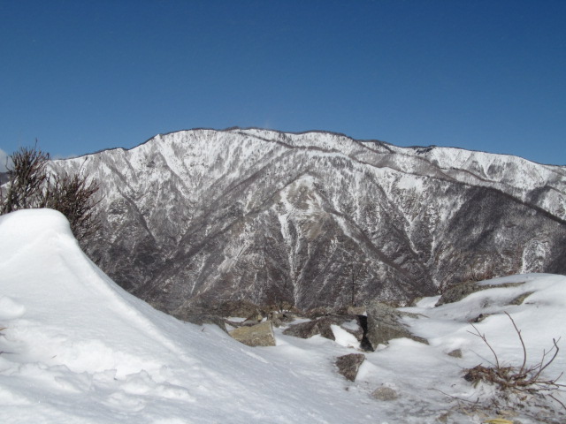 �R�����L