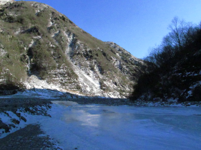 �R�����L