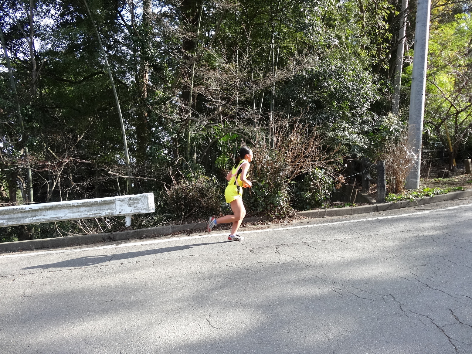 �R�����L