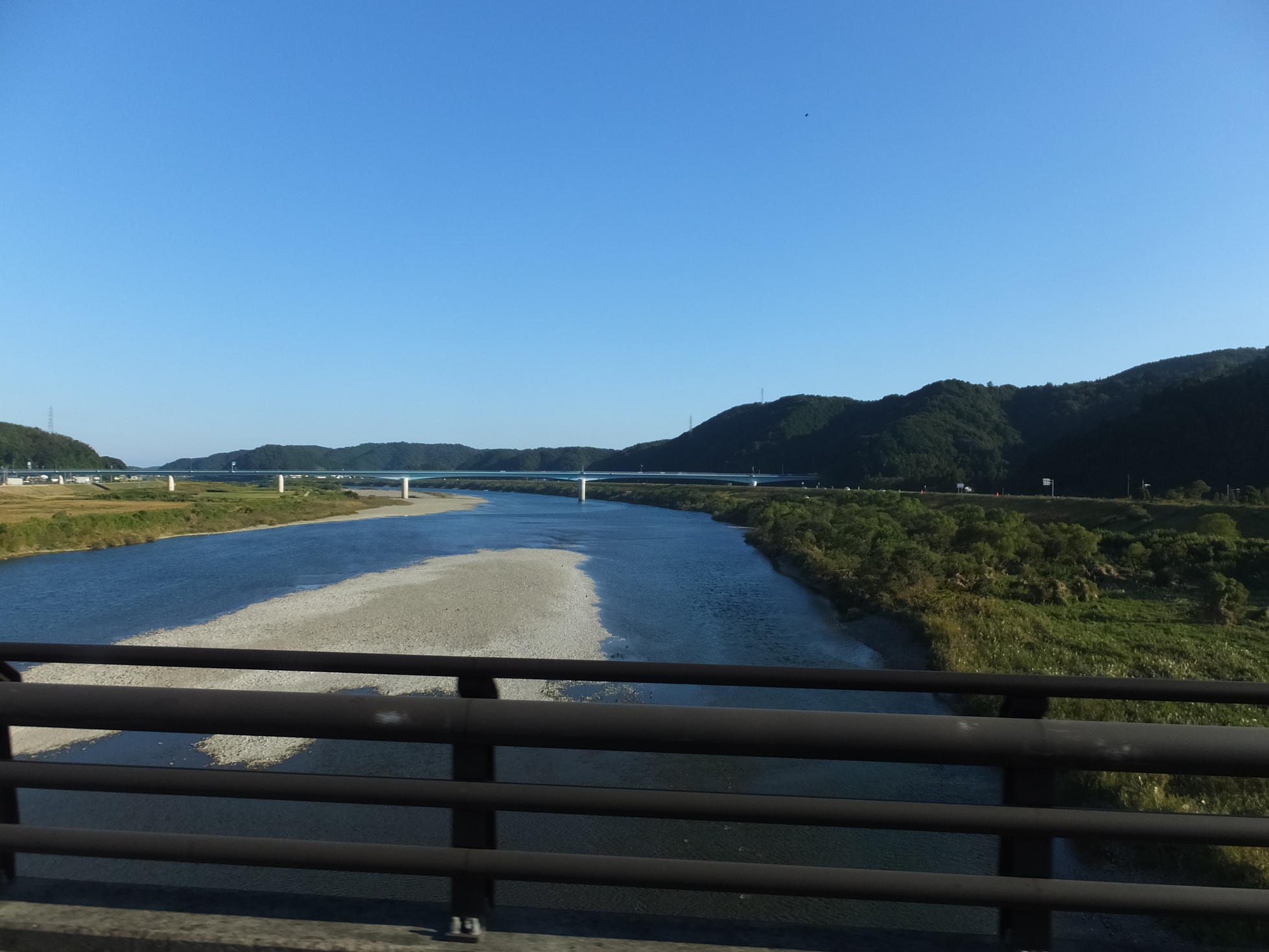 �R�����L