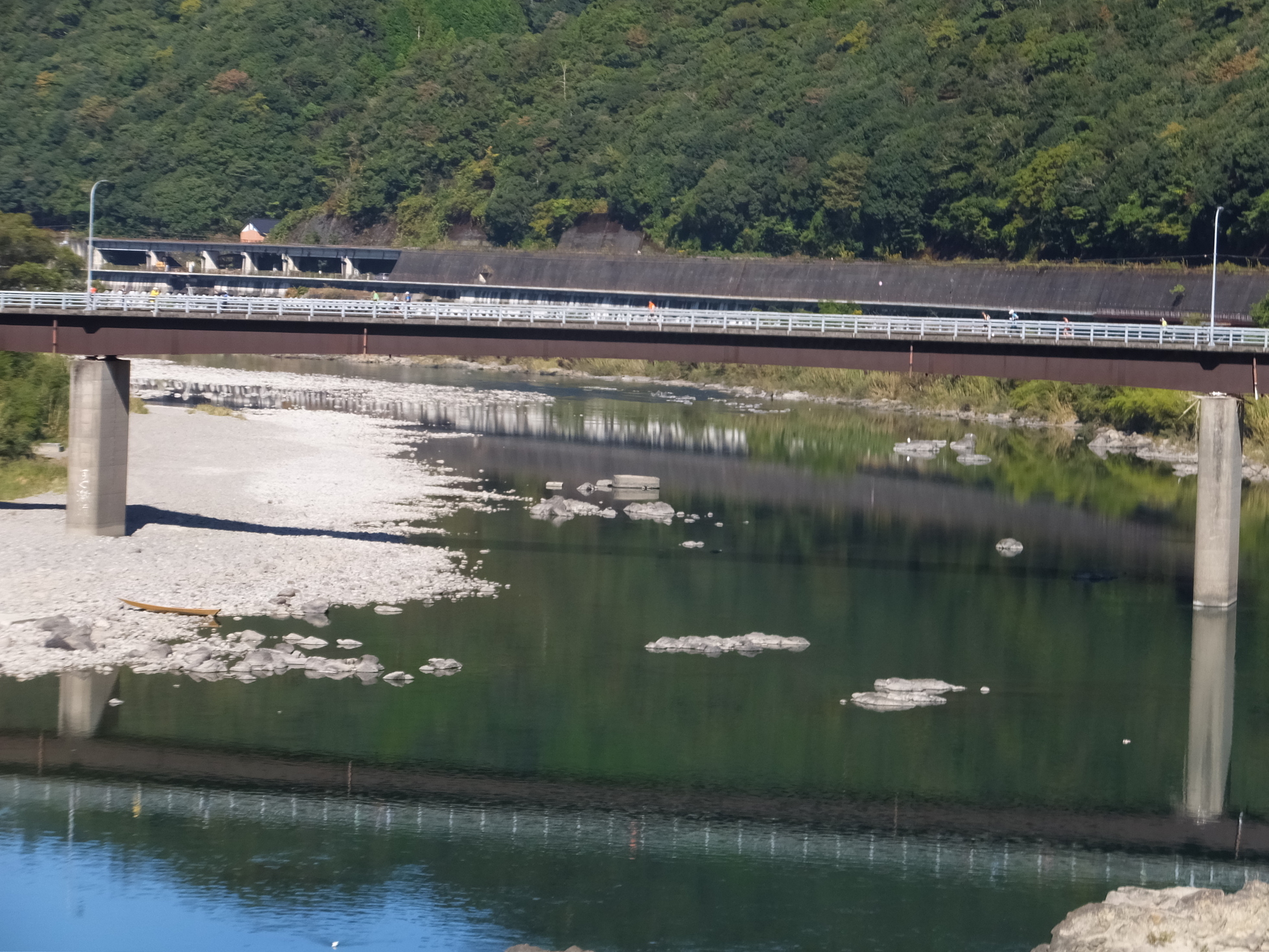 �R�����L