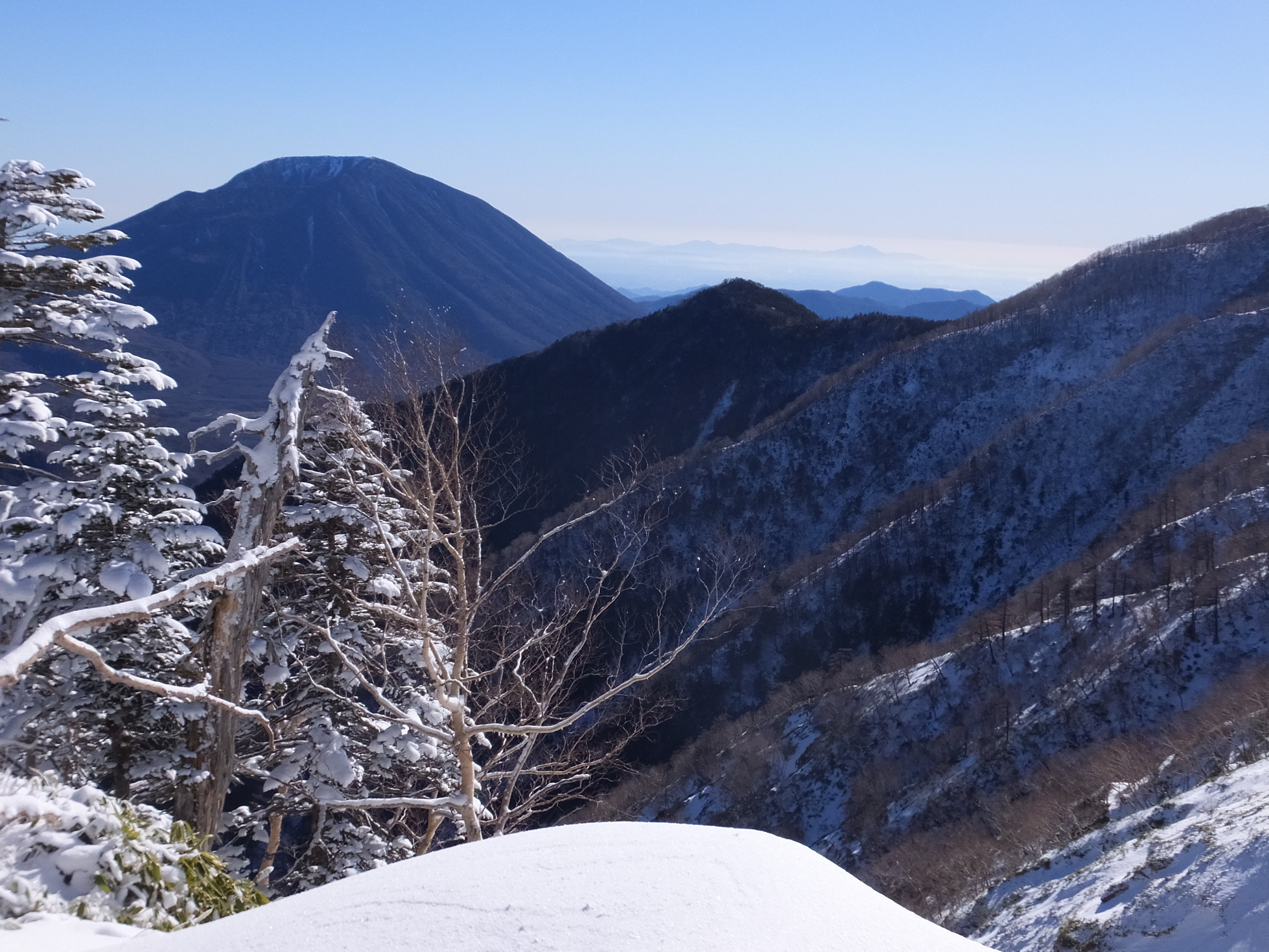 �R�����L