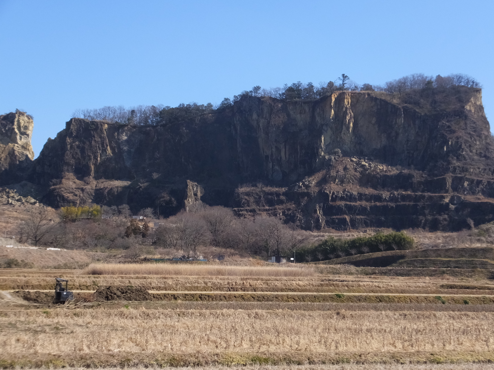 �R�����L