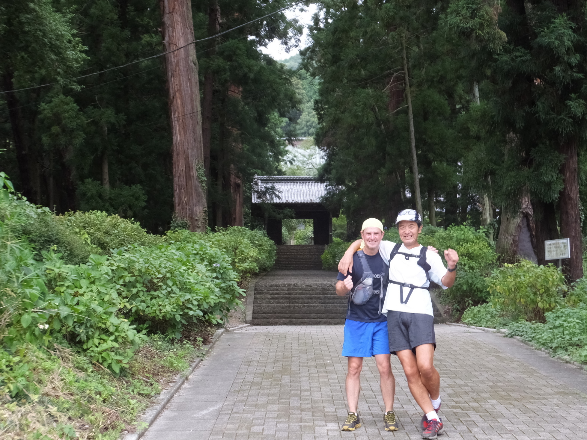 �R�����L