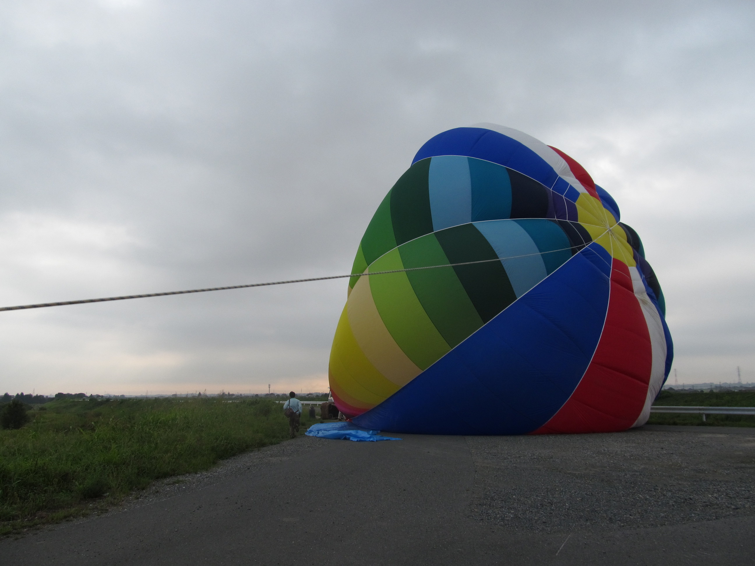 �R�����L