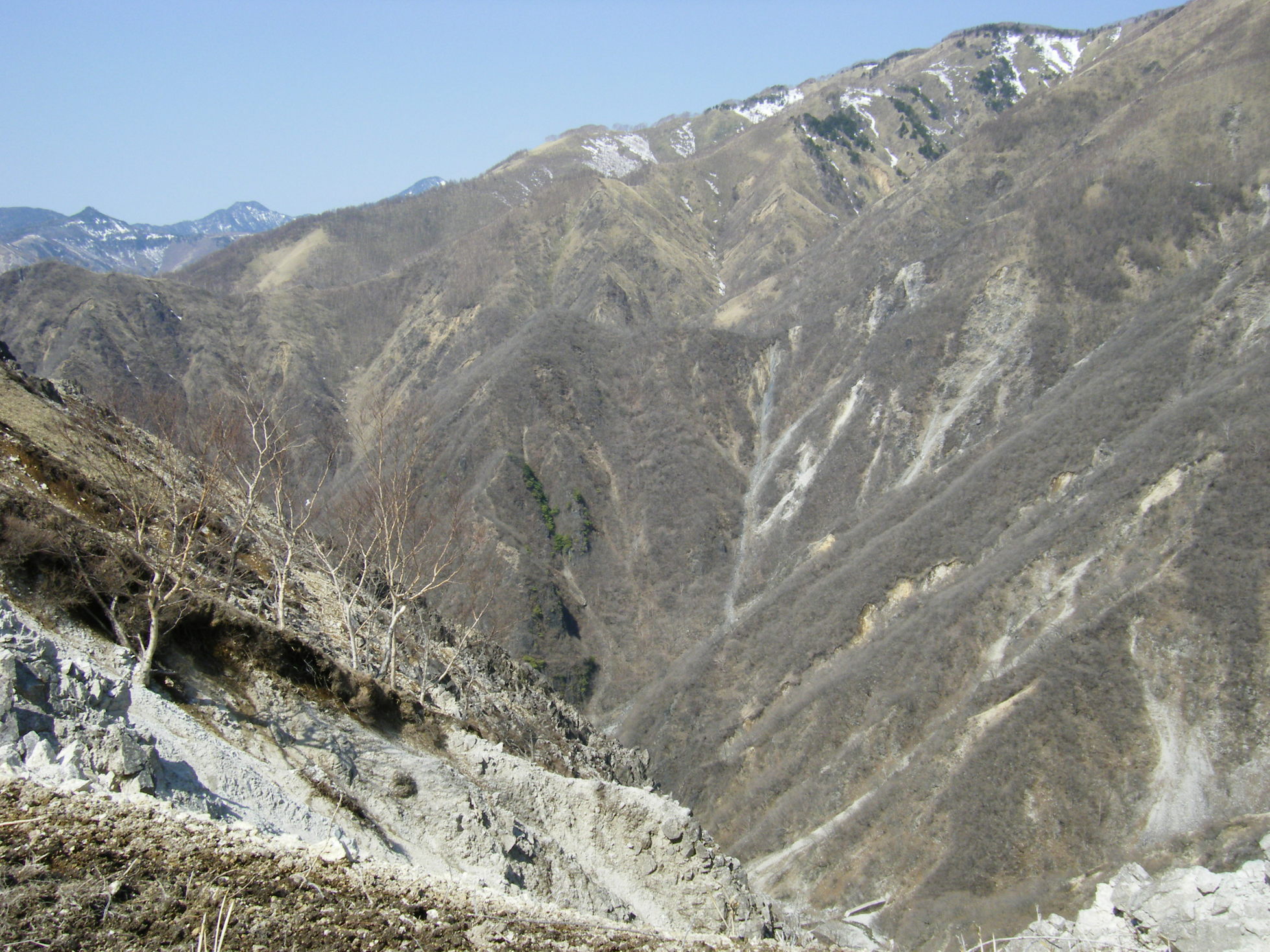 �R�����L