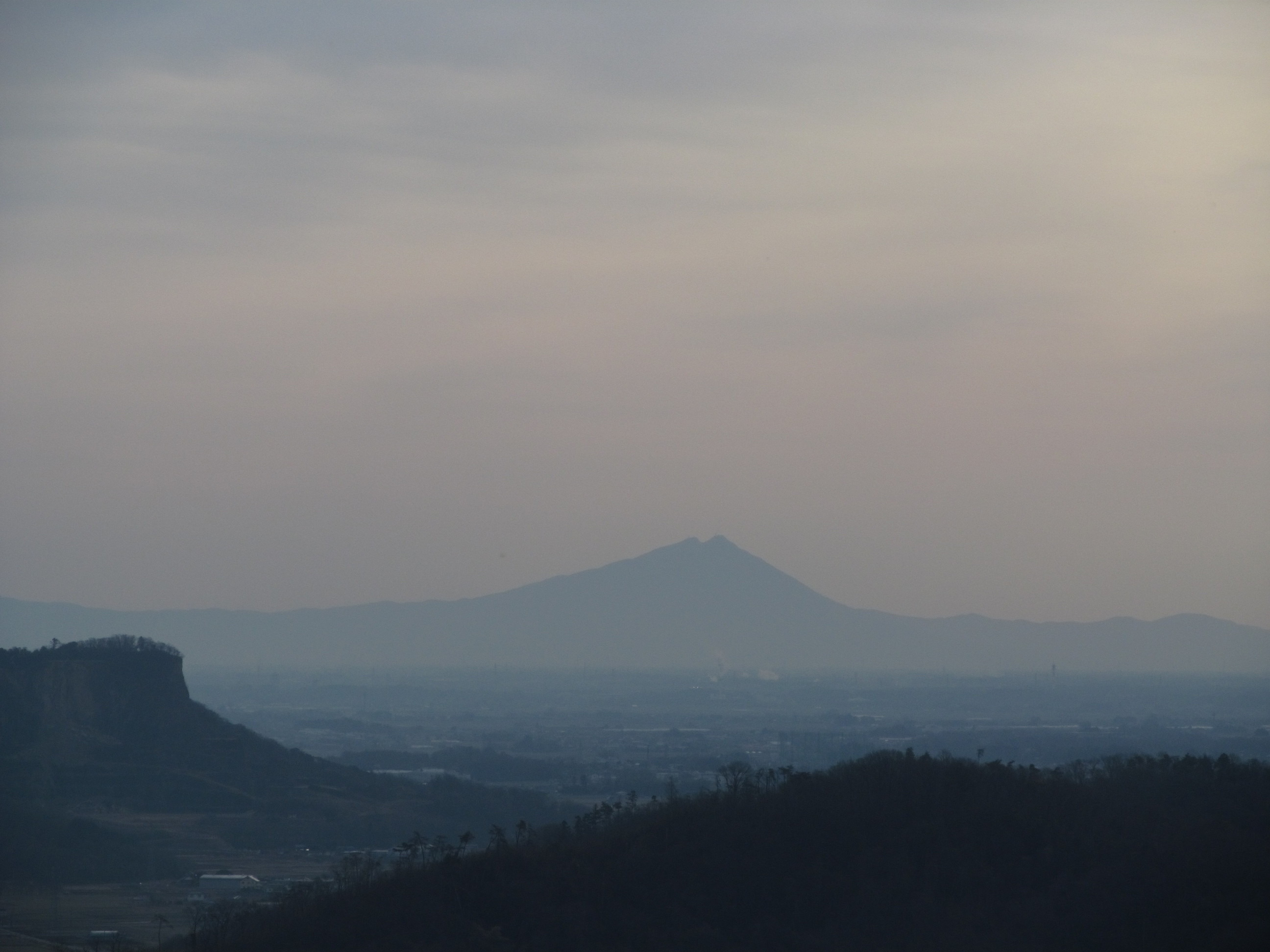 �R�����L