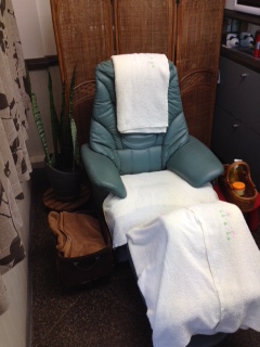 ����Ö@�́A���x�݂����Ă��������Ă��܂��B�i�̂�̗Ö@�m�́w�t�b�g�P�A�xby newsense�j