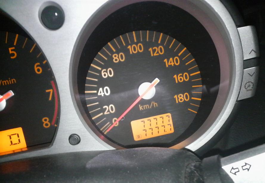 �䂤�����搶�̓���