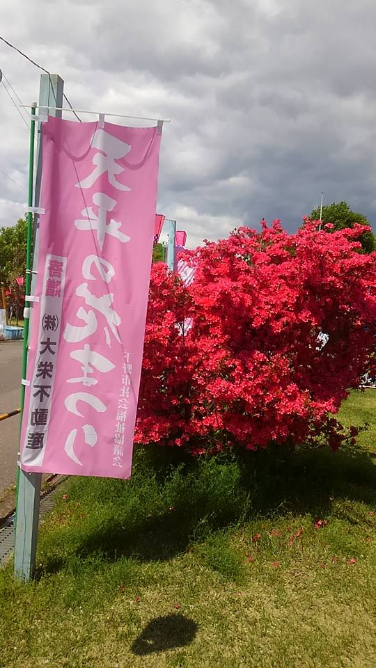 �������~